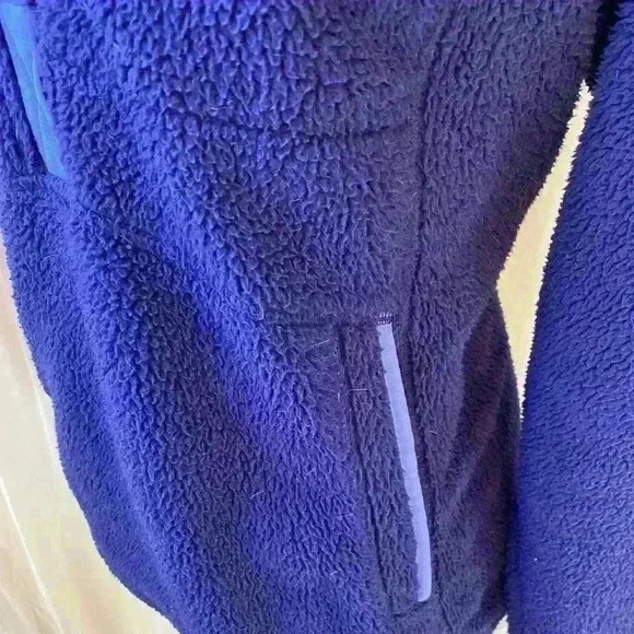 Cozy THE NORTH FACE Jacket - Gorgeous vibrant Purple Color - Picture 5 of 12